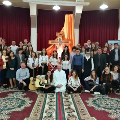 6 mai: Iaşi: Taizé - "rugăciunea inimii"