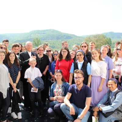 27-29 aprilie: Pelerinajul anual al studenţilor catolici la Sighetu Marmaţiei