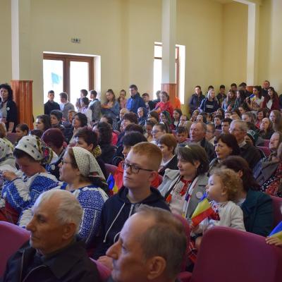21 aprilie: Simpozionul "Gherăeşti - vatră jertfelnică a României"