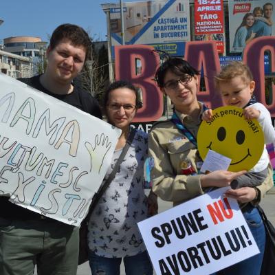 9 aprilie: Bacău: Spune DA vieţii!