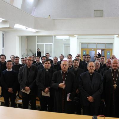 18 martie: Iaşi: Vizita cardinalului Beniamino Stella la Institutul Teologic Romano-Catolic "Sfântul Iosif"
