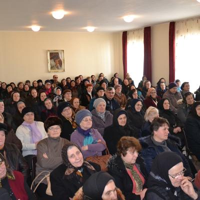 10 martie: Traian: Singurătatea care "ucide", comuniunea care "îmbogăţeşte"
