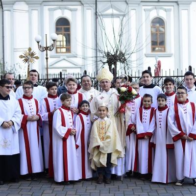 6 decembrie: Bacău: Hramul, consacrarea altarului şi sfinţirea lucrărilor la biserica "Sfântul Nicolae"