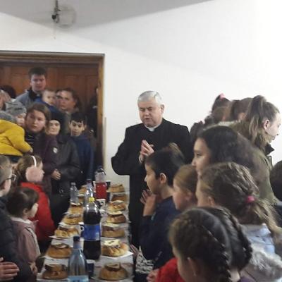 17 noiembrie: Iaşi: Praznicul Copiilor în comunitatea "Sfânta Tereza a Pruncului Isus"