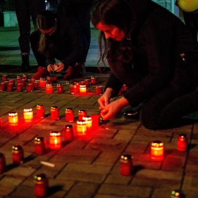 17 noiembrie: Săbăoani: Un milion de stele, un milion de vise, un milion de oameni