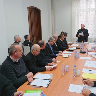 15 februarie: Iaşi: An dedicat sfintei Liturghii în Dieceza de Iaşi, stabilit la întâlnirea PS Iosif Păuleţ cu membrii Consiliului Prezbiteral