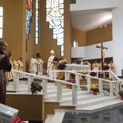 30 octombrie: Oneşti: Sărbătoarea fericitului Ieremia