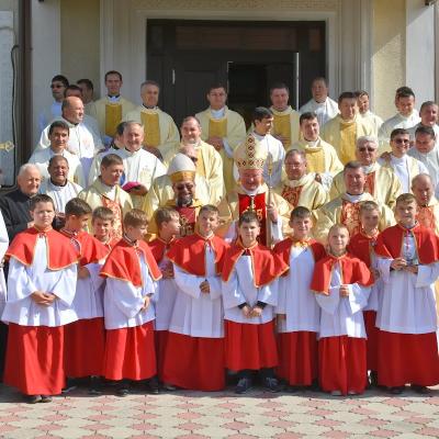 29 septembrie: Săbăoani: Hramul comunităţii "Sfântul Mihail Arhanghelul"