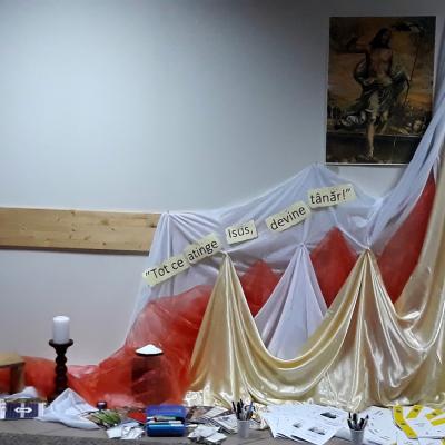 26-30 august: Luncani: "Tot ce atinge Isus, devine tânăr". Exerciţii spirituale pentru tineri
