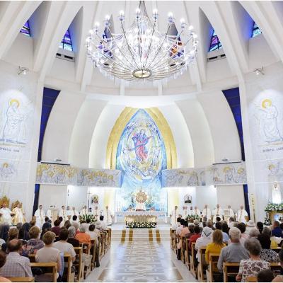 15 august: Iaşi (catedrală): Liturghia de hram