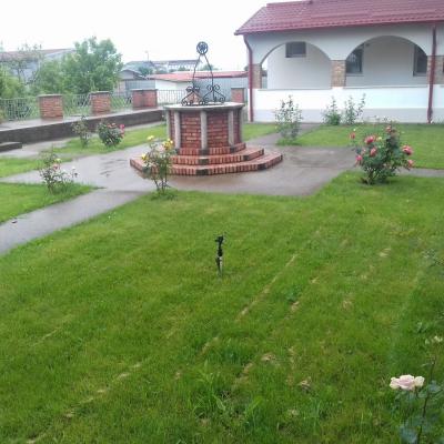 Roman: Sărbătorind cu surorile de la mănăstirea "Sfânta Maria a Îngerilor"