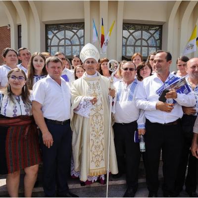 6 august: A fost consacrat noul episcop de Iaşi, PS Iosif Păuleţ - fotografii oficiale