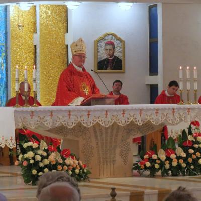 29 iunie: Iaşi (catedrală): Liturghie de mulţumire pentru darul Preoţiei