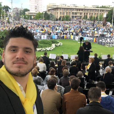 Iaşi: Mărturii ale inimilor înnobilate de prezenţa papei Francisc