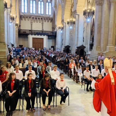 26 mai: Administrarea sfântului Mir la Lleida, în Spania