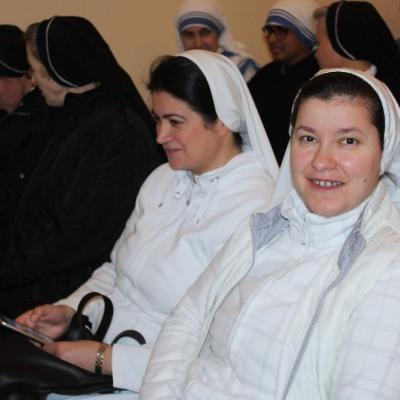 13 aprilie: Baraţi: Crucea, o promisiune de viaţă. Zi de reculegere pentru persoanele consacrate din zona Bacău