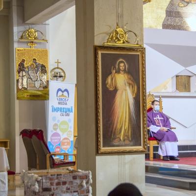 9 decembrie: Iaşi: A doua cateheză de Advent a PS Iosif Păuleţ, în Parohia "Sfântul Anton de Padova"
