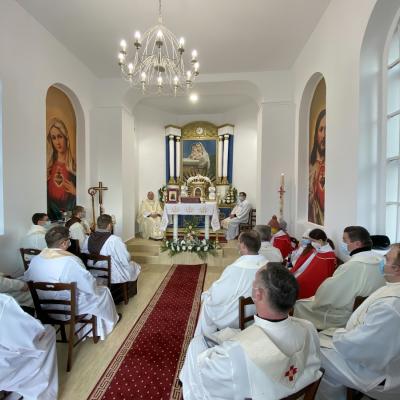 1 noiembrie: Roman: Sfinţirea Capelei "Toţi Sfinţii"