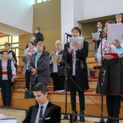 30 octombrie: Oneşti: Aniversarea beatificării Fericitului Ieremia