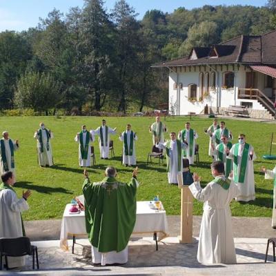 19-23 octombrie: Luncani: A şasea serie de exerciţii spirituale pentru preoţi