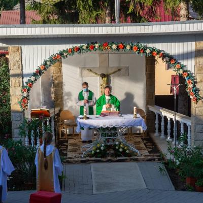 10-13 septembrie: Bahna: Zilele Familiei şi hramul parohiei