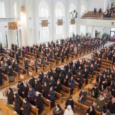 2 februarie: Pildeşti: Ziua Persoanelor Consacrate din zona Roman
