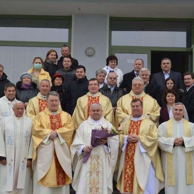 15 noiembrie: Traian: PS Petru Sescu împreună cu familia la Centrul "Gaudium et spes"