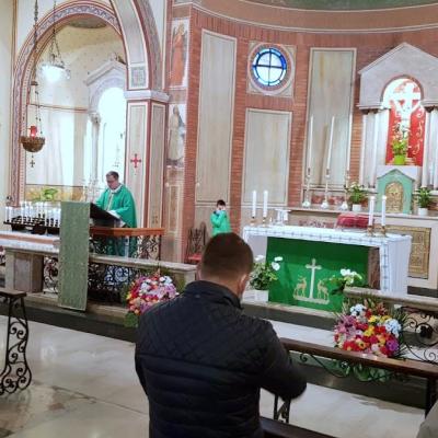 24 octombrie: Italia: Prima Liturghie în limba română la Rho, lângă Milano