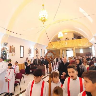 2 octombrie: Ferăstrău: Zile dedicate familiei, hramul şi împlinirea a 70 de ani de la sfinţirea bisericii