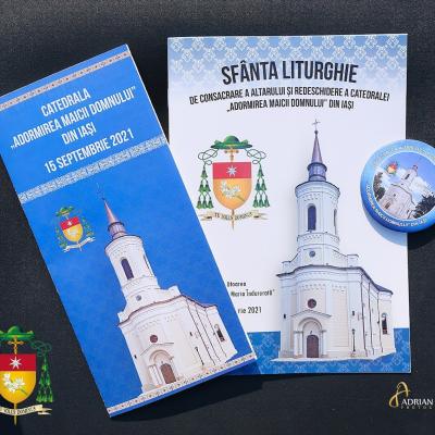 15 septembrie: Iaşi: Consacrarea altarului şi redeschiderea Catedralei "Adormirea Maicii Domnului"