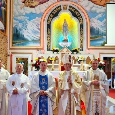 7 august: Ciugheş: Oaspeţi deosebiţi la hramul bisericii