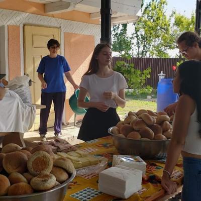 2-8 august: Barticeşti: Campusul "Vara împreună"
