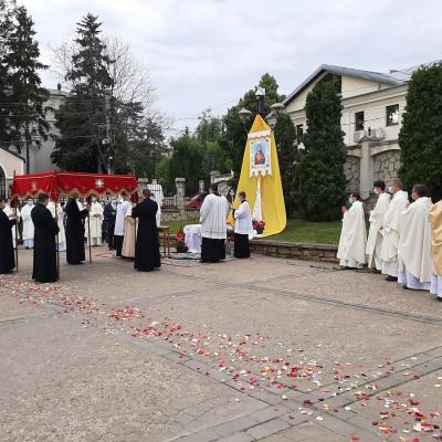 3 iunie: Iaşi: Solemnitatea Trupul şi Sângele Domnului, la catedrală (I)
