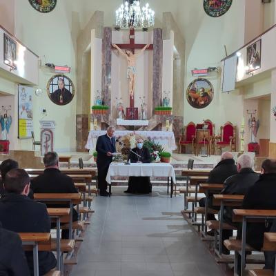 15 aprilie: Cleja: Şedinţa decanală pentru Decanatul de Traian