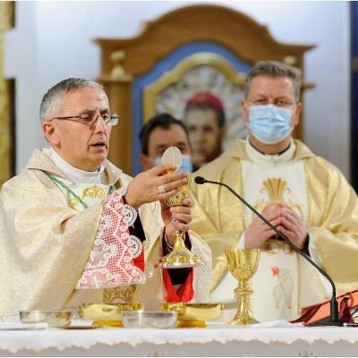 19 martie: Iaşi: Sărbătoarea Sfântului Iosif, Patronul Bisericii Universale, şi lansarea postului de radio ERCIS FM al Diecezei Romano-Catolice de Iaşi. Foto: Adrian Cuba