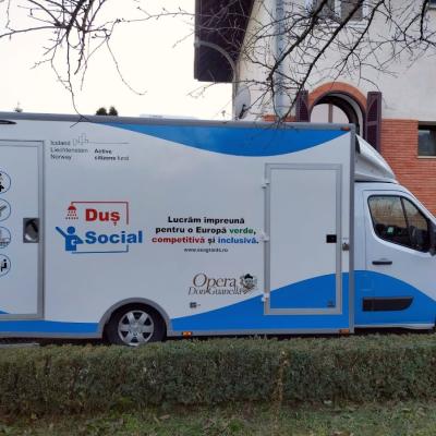 Iaşi: Înfiinţarea serviciului "Duş social" pentru persoanele fără adăpost