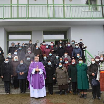 27 februarie: Traian: Întâlnire cu persoanele văduve