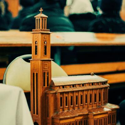 11 februarie: Tămăşeni: Sfânta Liturghie pontificală a hramului secundar al bisericii. Foto: Ştefan Boboc