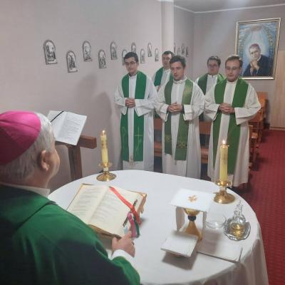 14 noiembrie: Traian: O zi împreună cu episcopul auxiliar