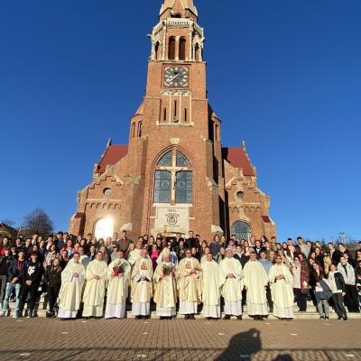 12 noiembrie: Pelerinajul elevilor de clasa a XII-a la Cacica, ediţia 2022