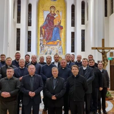 26-30 septembrie: Luncani: Exerciţii spirituale pentru preoţi