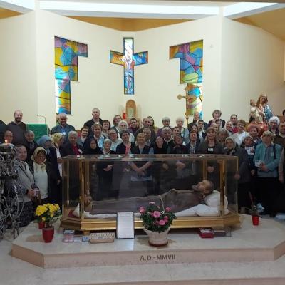 9-11 iunie: Oneşti: Exerciţii spirituale pentru terţiarii franciscani