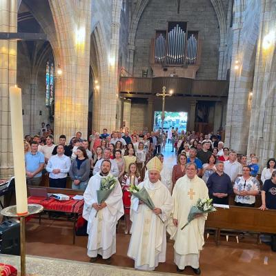 19 mai: Libourne (Franţa): Vizita PS Petru Sescu în comunitatea romano-catolică română