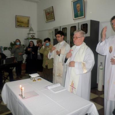 25 aprilie: Iaşi: Bucuria Învierii dusă bolnavilor de la spitalul Pădureni-Grajduri