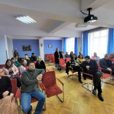 30 martie: Caritas: Închiderea proiectului "CARE - Cooperare şi asistenţă. Respect şi egalitate!"