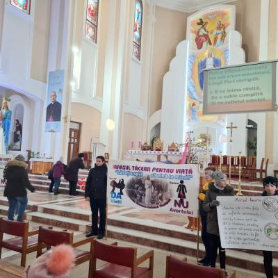 25 martie: Tămăşeni: Marşul tăcerii pentru viaţă şi pace