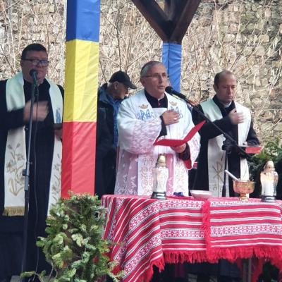 6 ianuarie: Slănic Moldova: Sfinţirea izvoarelor minerale