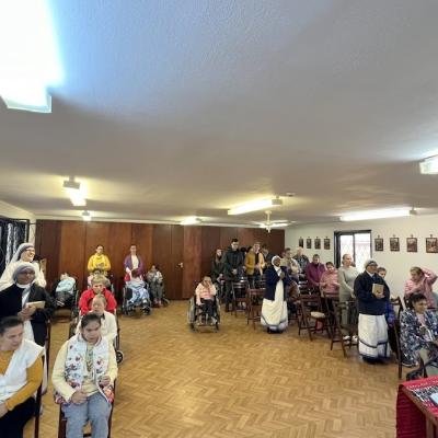 26 decembrie: Bacău: Surorile Misionarele Carităţii la ceas de mulţumire
