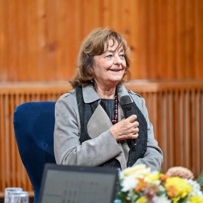 12 şi 13 noiembrie: Roman şi Bacău: Tot credinţa în iubire ne va salva. Despre libertate cu Ana Blandiana