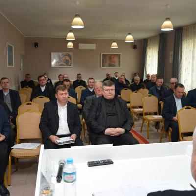 8 noiembrie: Traian: Întâlnirea Consiliului Prezbiteral al Diecezei de Iaşi